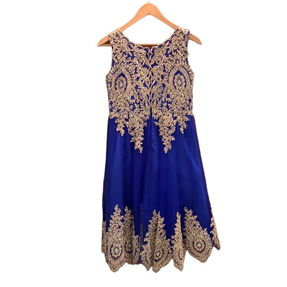 Cinderella Couture formal dress - Picture 4 of 15